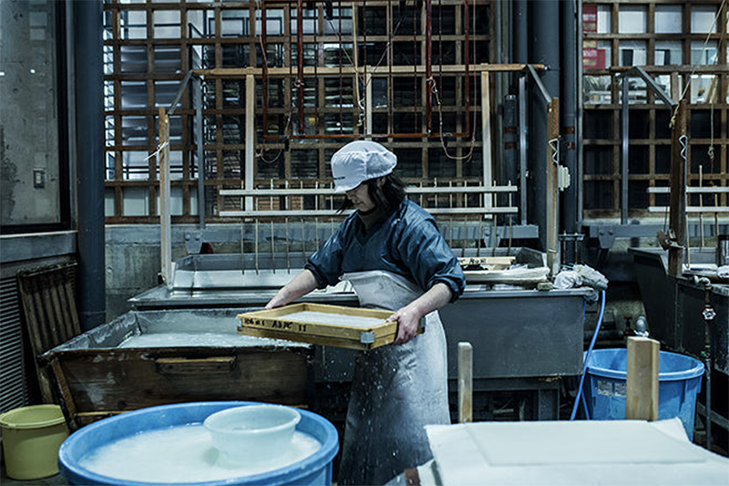 โรงงานกระดาษทำมือ Awagami Factory