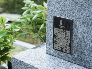 บริษัทญี่ปุ่นให้บริการสร้าง QR Code สำหรับติดที่หลุมศพเพื่อแสดงข้อมูลผู้ตาย